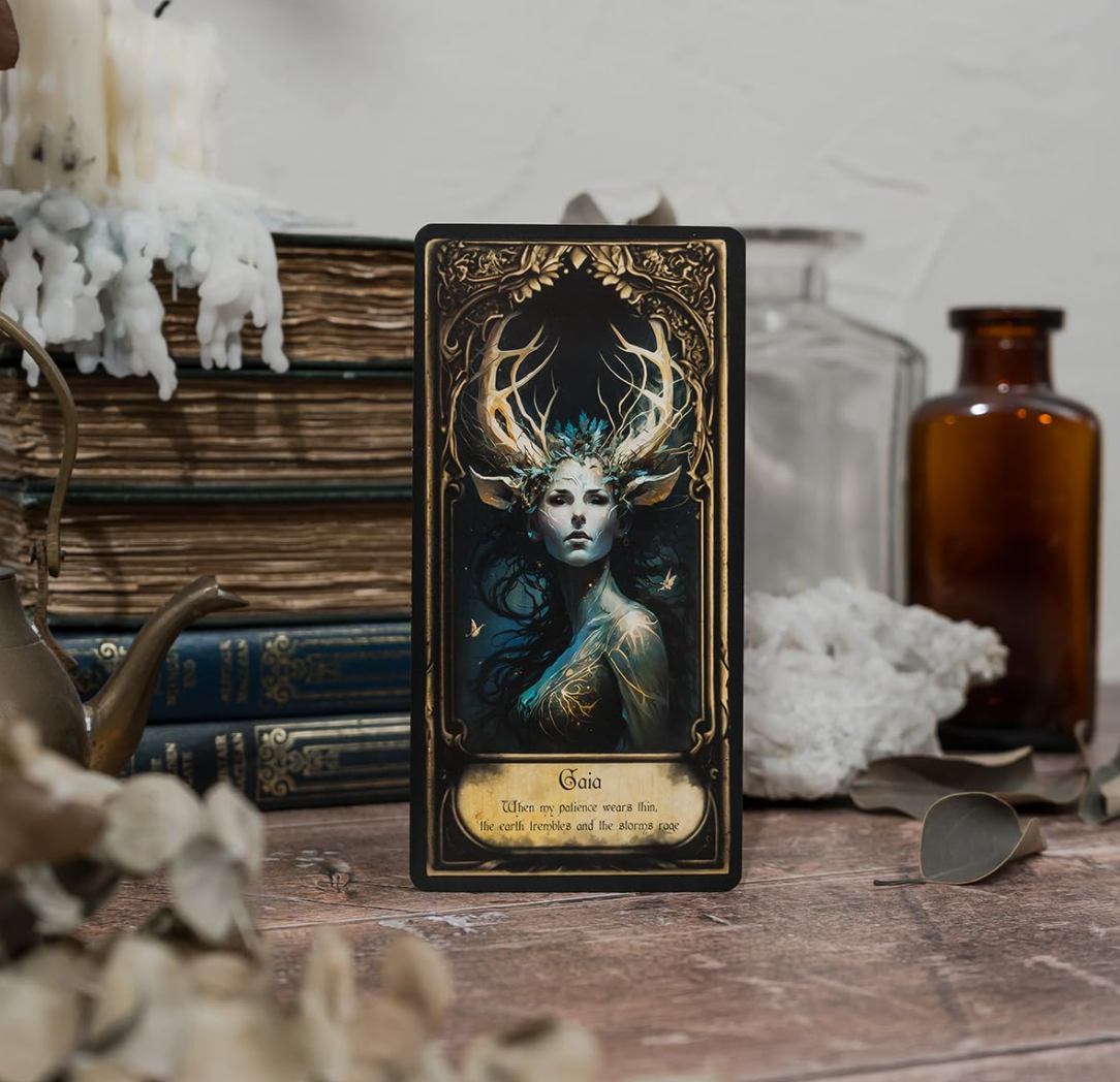 Obsidian Veil Oracle Deck
