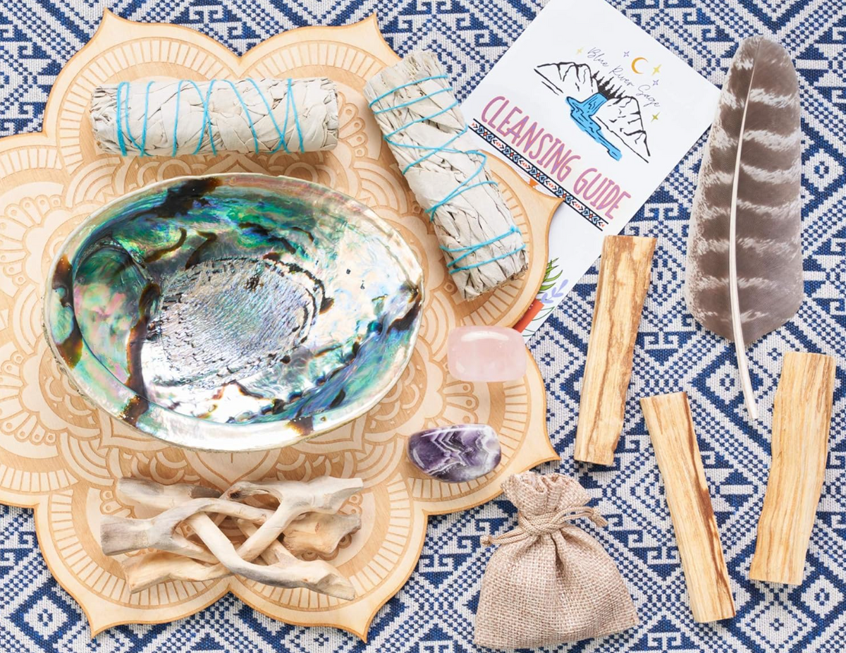 Home Cleansing & Smudging Kit with White Sage & Palo Santo