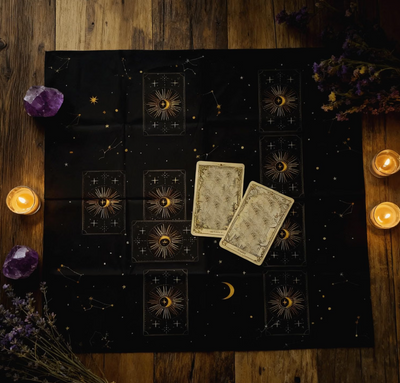STAR PRINTED BLACK TAROT CLOTH